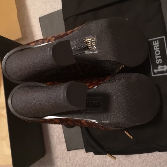 Platform Pony Hair Booties from bstore - Picture 9 of 12